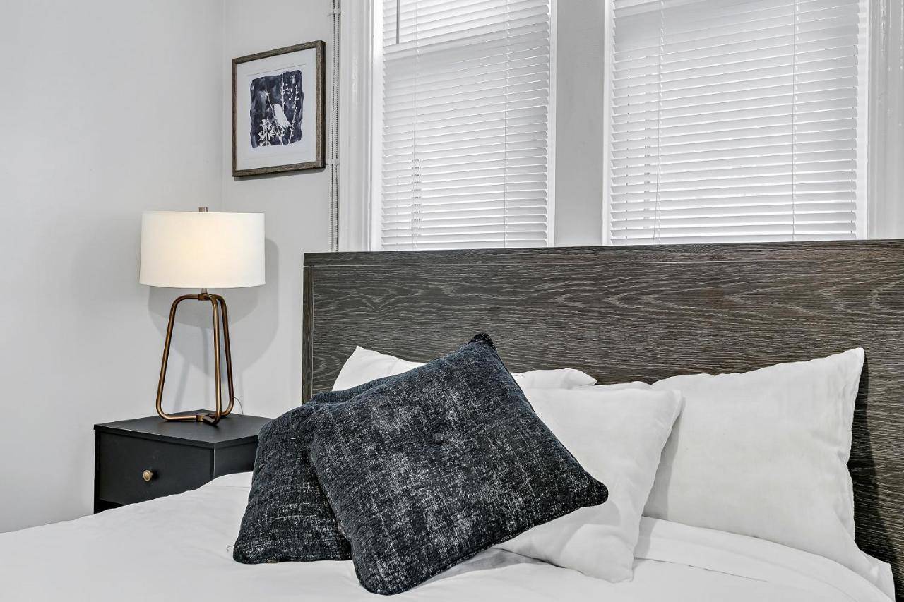 Fashionable 2Br In Downtown Location W Work Area Apartment แฮร์ริสเบิร์ก ภายนอก รูปภาพ